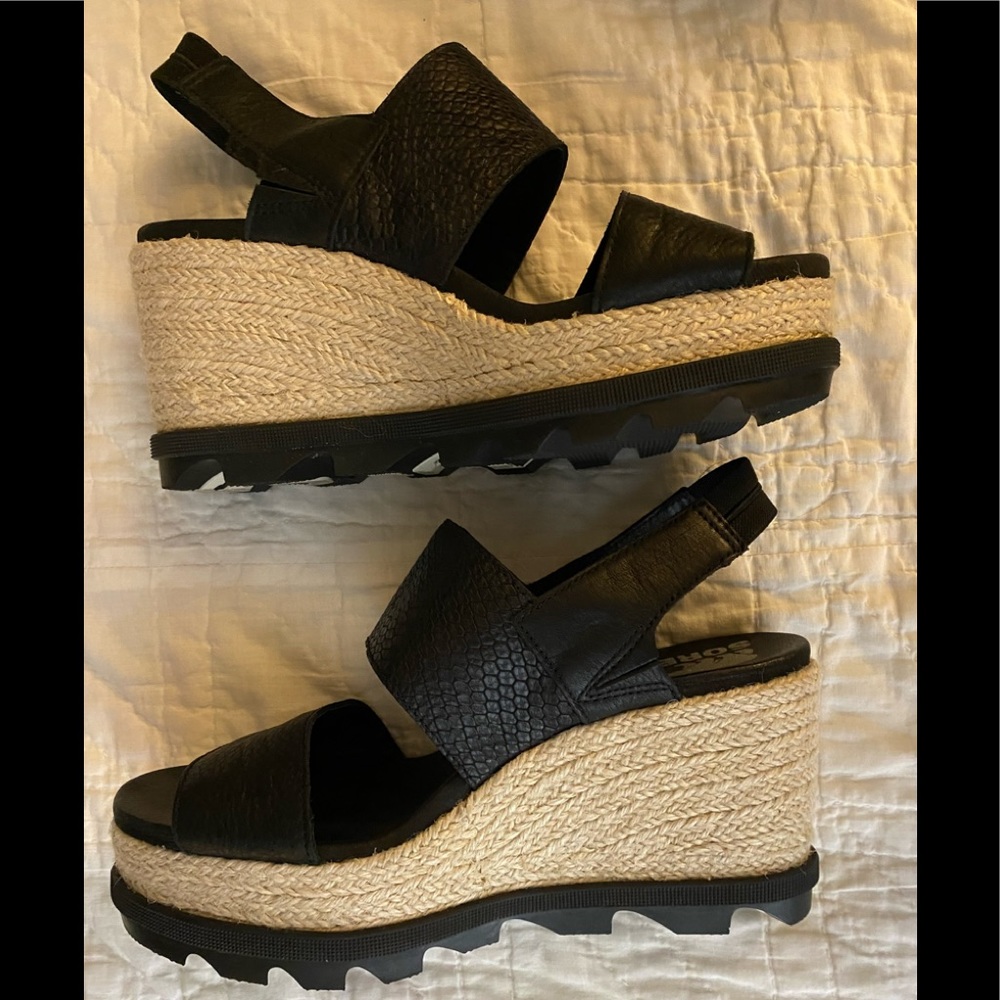SOREL Joanie II Wedge Leather Sandals